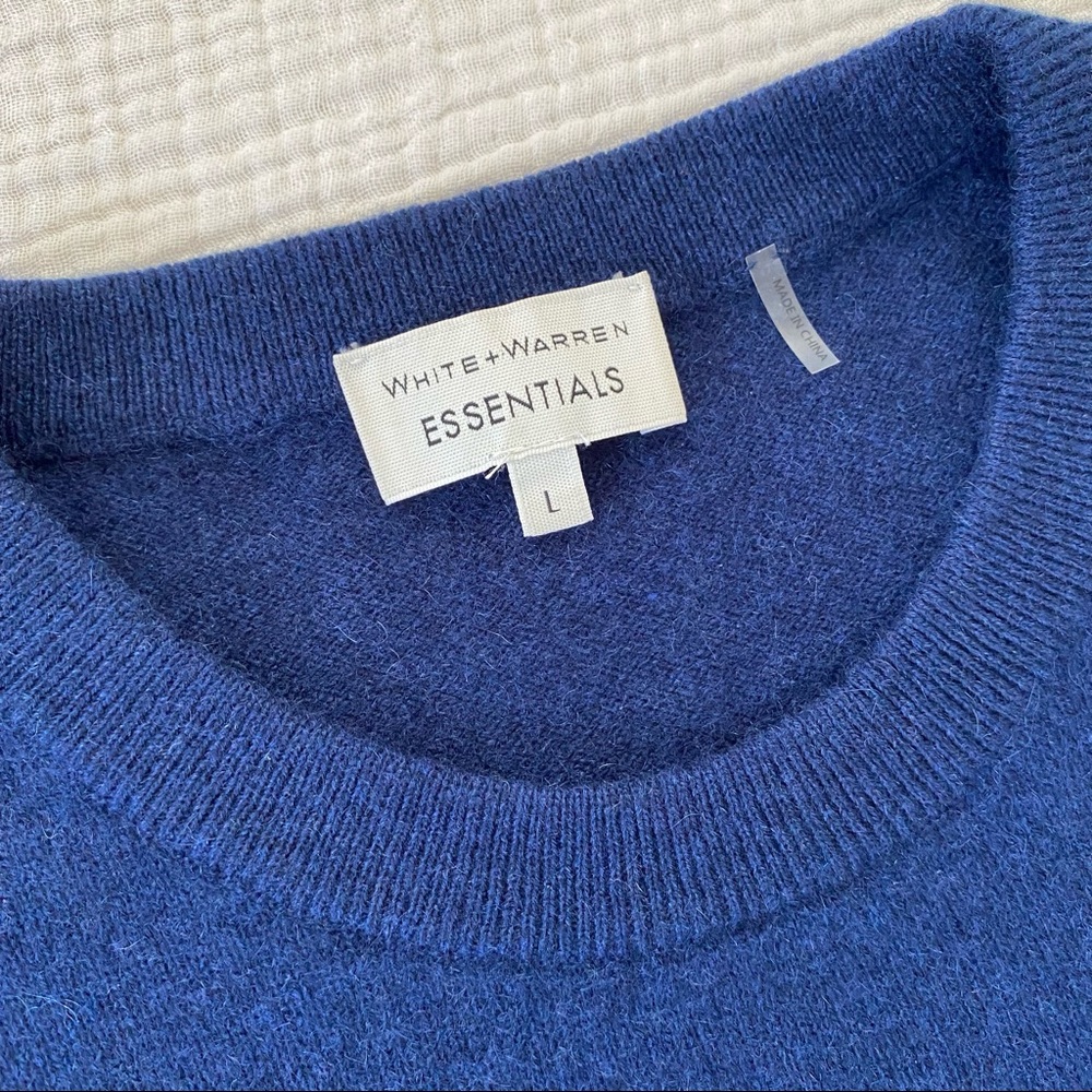 ❌SOLD❌ White + Warren Essentials Navy Cashmere Sweater - Picture 2 of 7